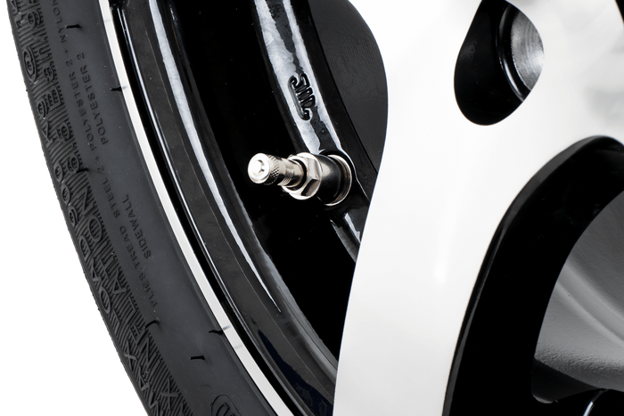 Versterkt aanhangwagenwiel KENDA BAND 195/50 R13C 104/102N ALU VELG STARCO gepolijst 6Jx13"H2 5x112 ET 30